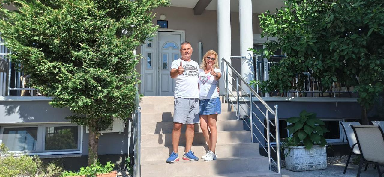 Apartment'S Meti Ulcinj Exterior photo